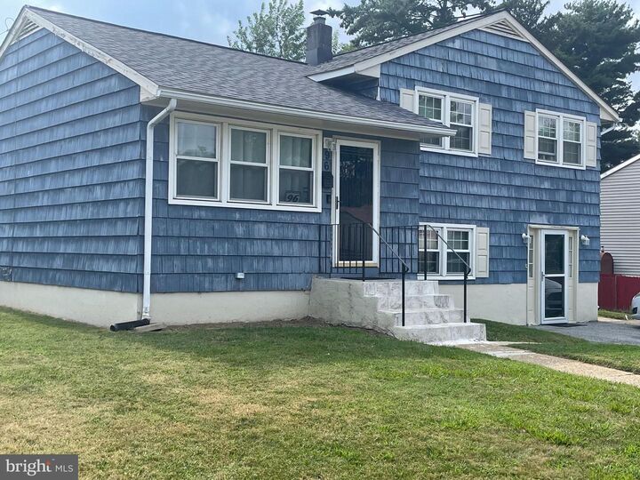 Property Photo:  96 Memorial Drive  DE 19720 