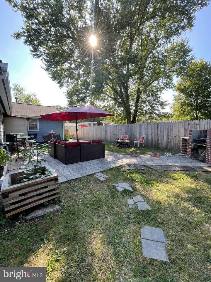 Property Photo:  3900 Elmwood Drive  VA 22303 