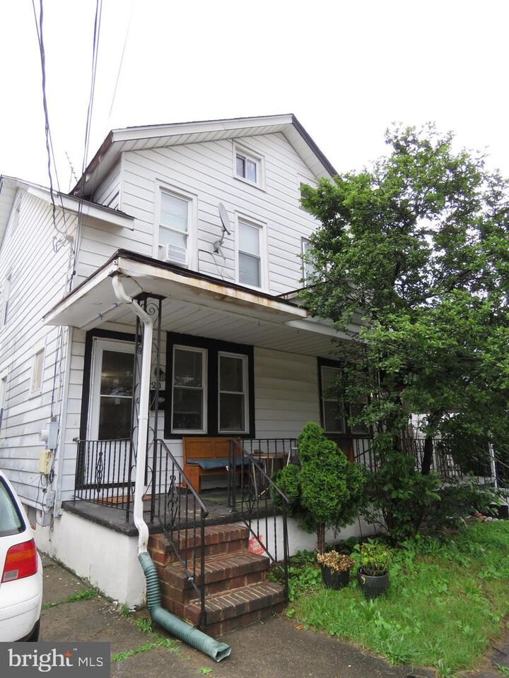 20 Charlotte Avenue  Hamilton NJ 08629 photo