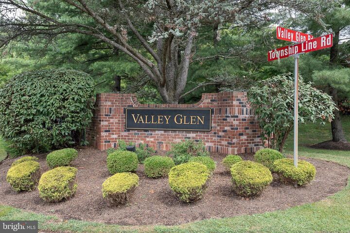 1703 Valley Glen Road  Elkins Park PA 19027 photo