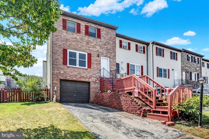 Property Photo:  21 N Conley Lane  PA 17319 