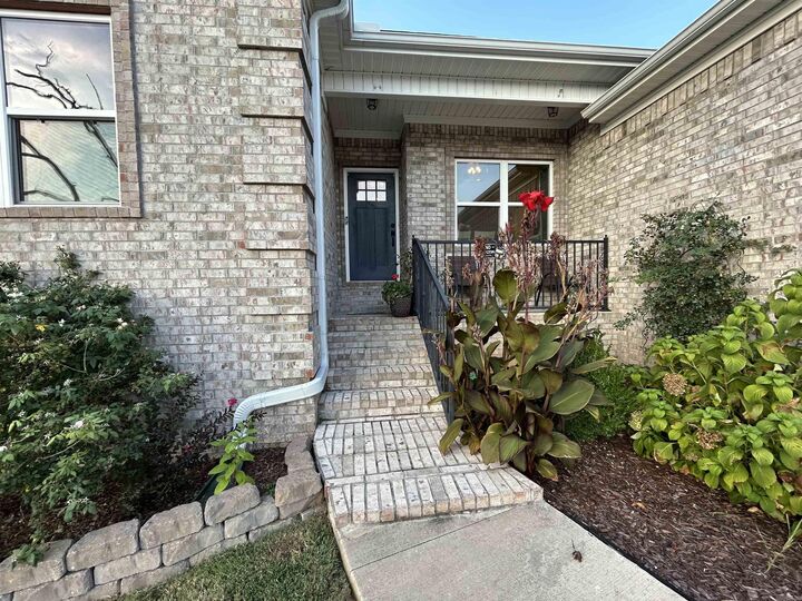 Property Photo:  9138 Cliffside Dr  AR 72120 