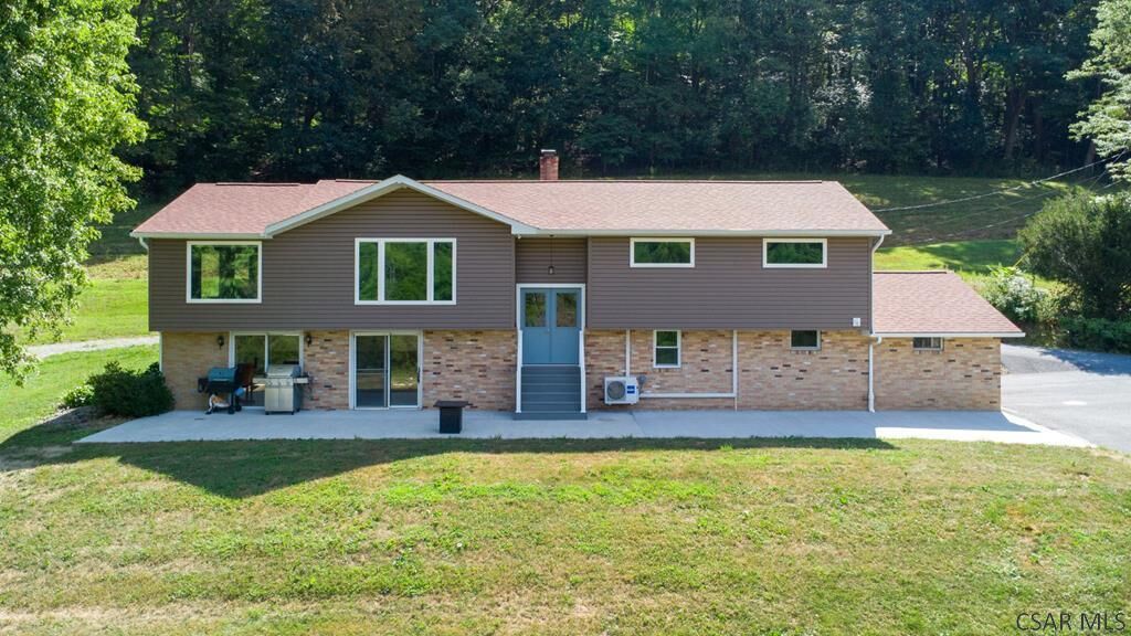 Property Photo:  1762 Moonlite Park Road  PA 15935