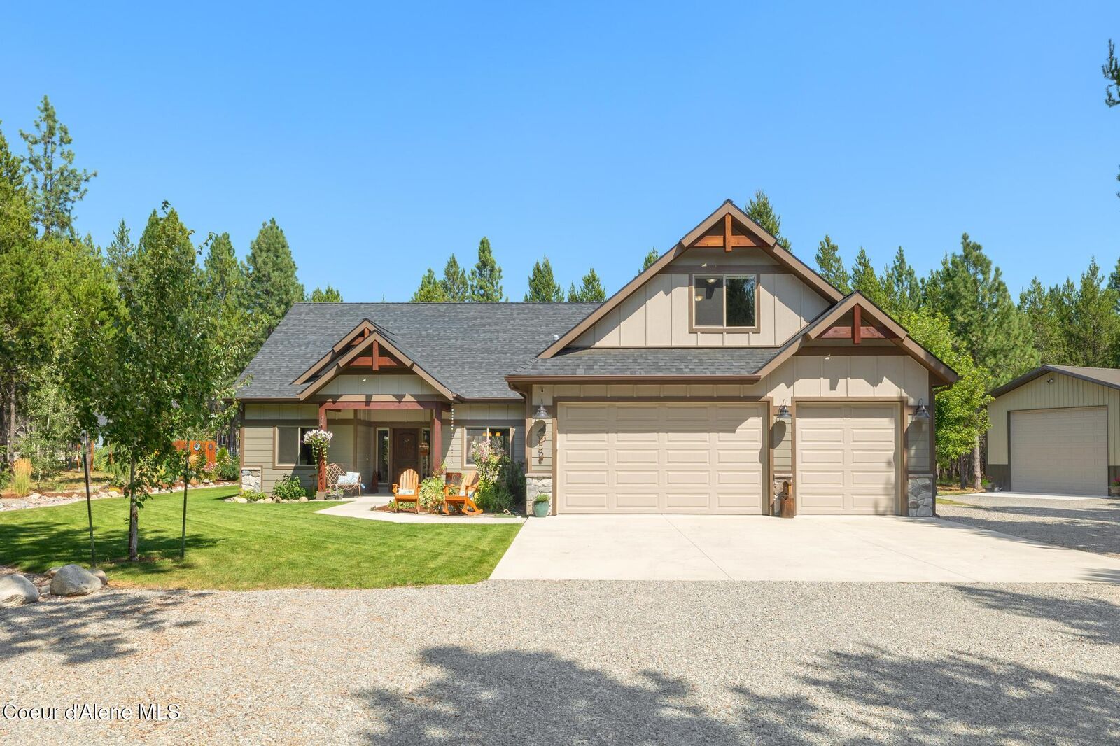 Property Photo:  23204 N Costilla Ln  ID 83858 