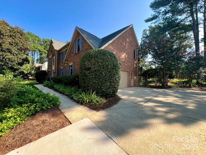 Property Photo: 115 Sardis Plantation Drive NC 28105