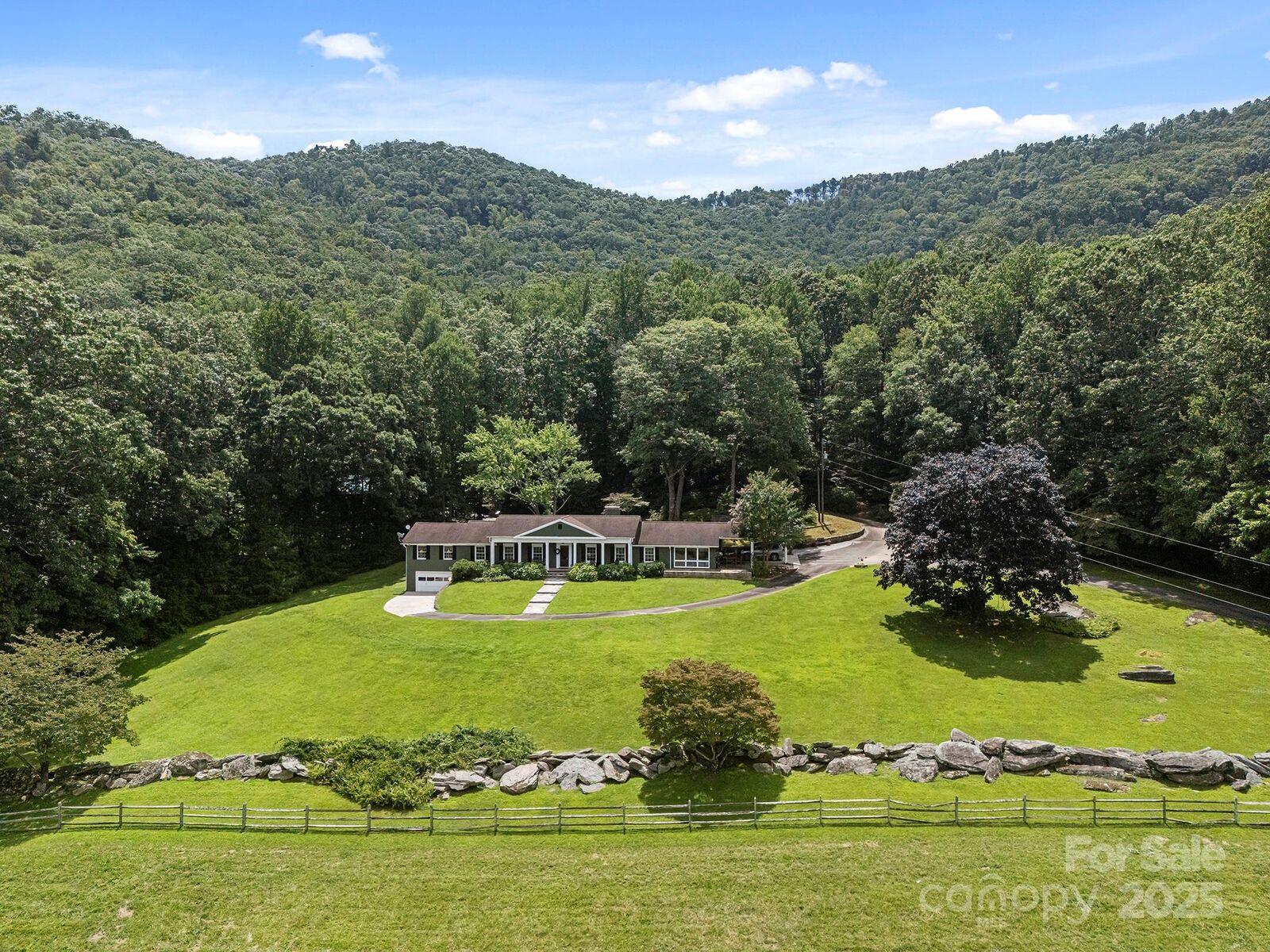Property Photo: 193 Duncan Creek Road NC 28732