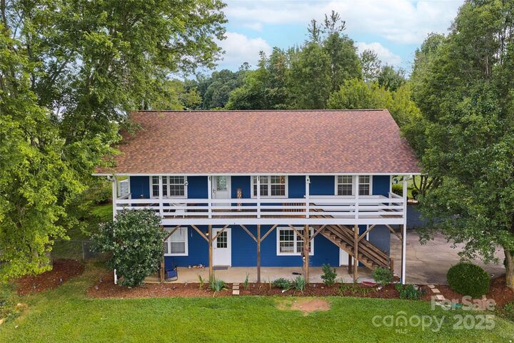 271 Breton Ridge Road  Leicester NC 28748 photo