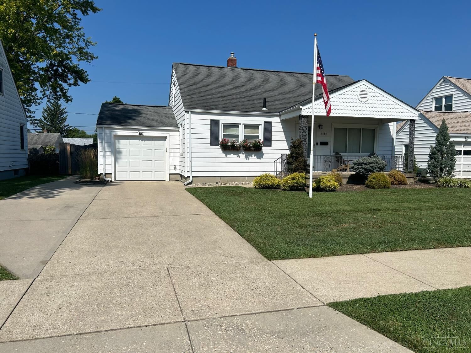 Property Photo: 3865 Arlington Avenue OH 45015