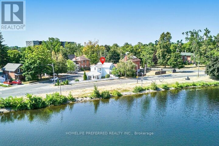Property Photo:  157 Crescent Street  ON K9J 2G4 
