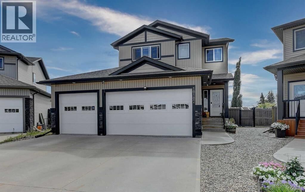 Property Photo: 10102 87 Street AB T8X 0M5