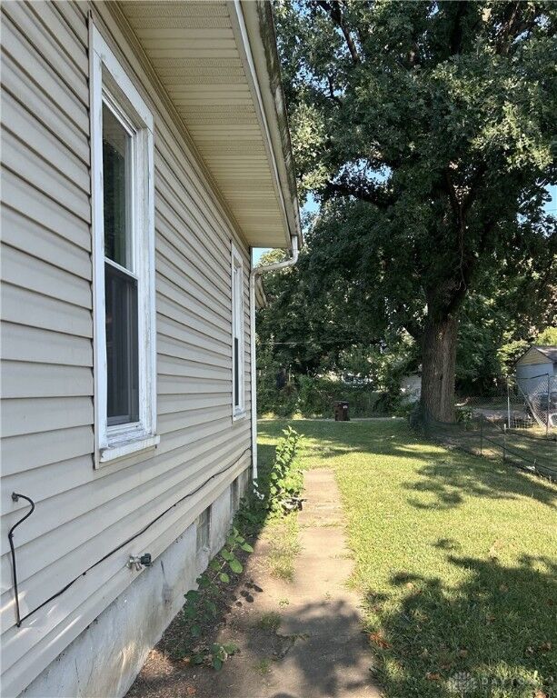Property Photo:  2008 Pearl Street  OH 45044 
