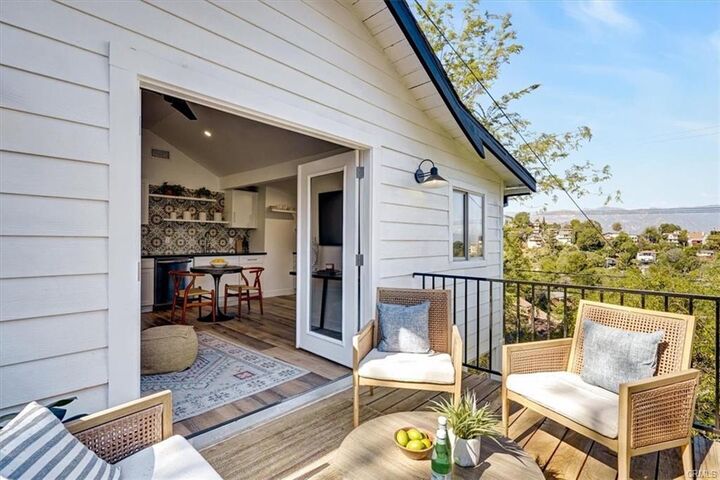Property Photo: 4778 Glenalbyn Drive CA 90065