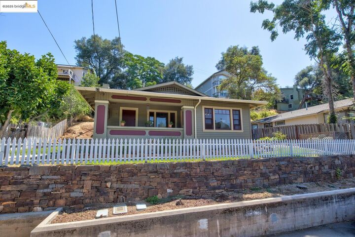 Property Photo:  375 S Shepherd Street  CA 95370 