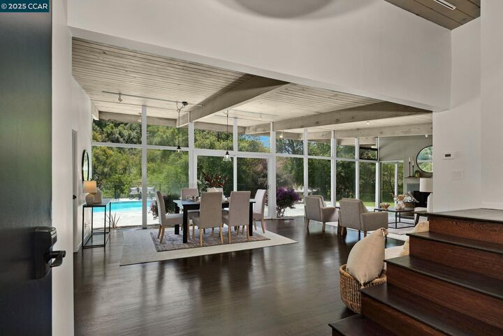 Property Photo: 10 Tara Road CA 94563