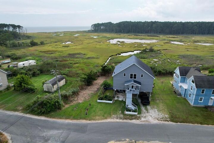 39030 State Line Rd  Greenbackville VA 23356 photo