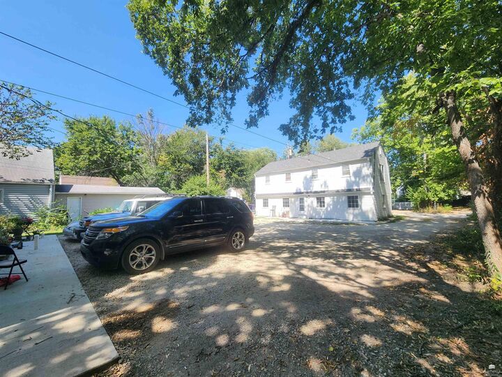 Property Photo: 814 Thurston Street KS 66502