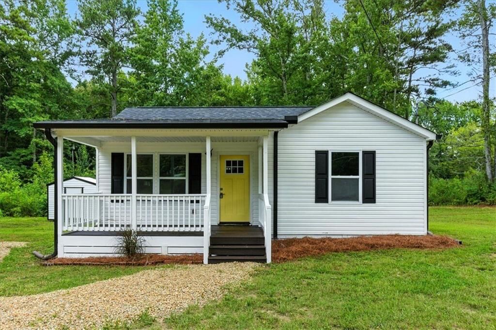Property Photo:  561 Cedar Creek Road NW  GA 30121 