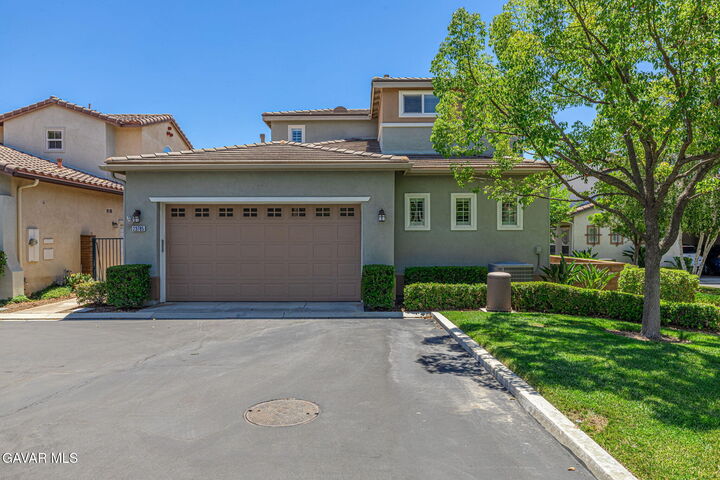 Property Photo:  23785 Western Cedar Court  CA 91354 