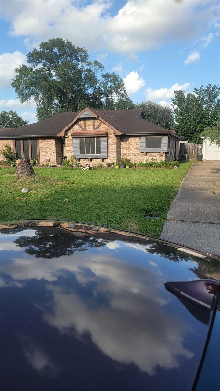 4307 Cinnabar Drive  Houston TX 77072 photo
