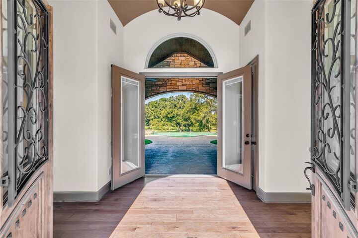 Property Photo:  1041 Superior Road  TX 77354 