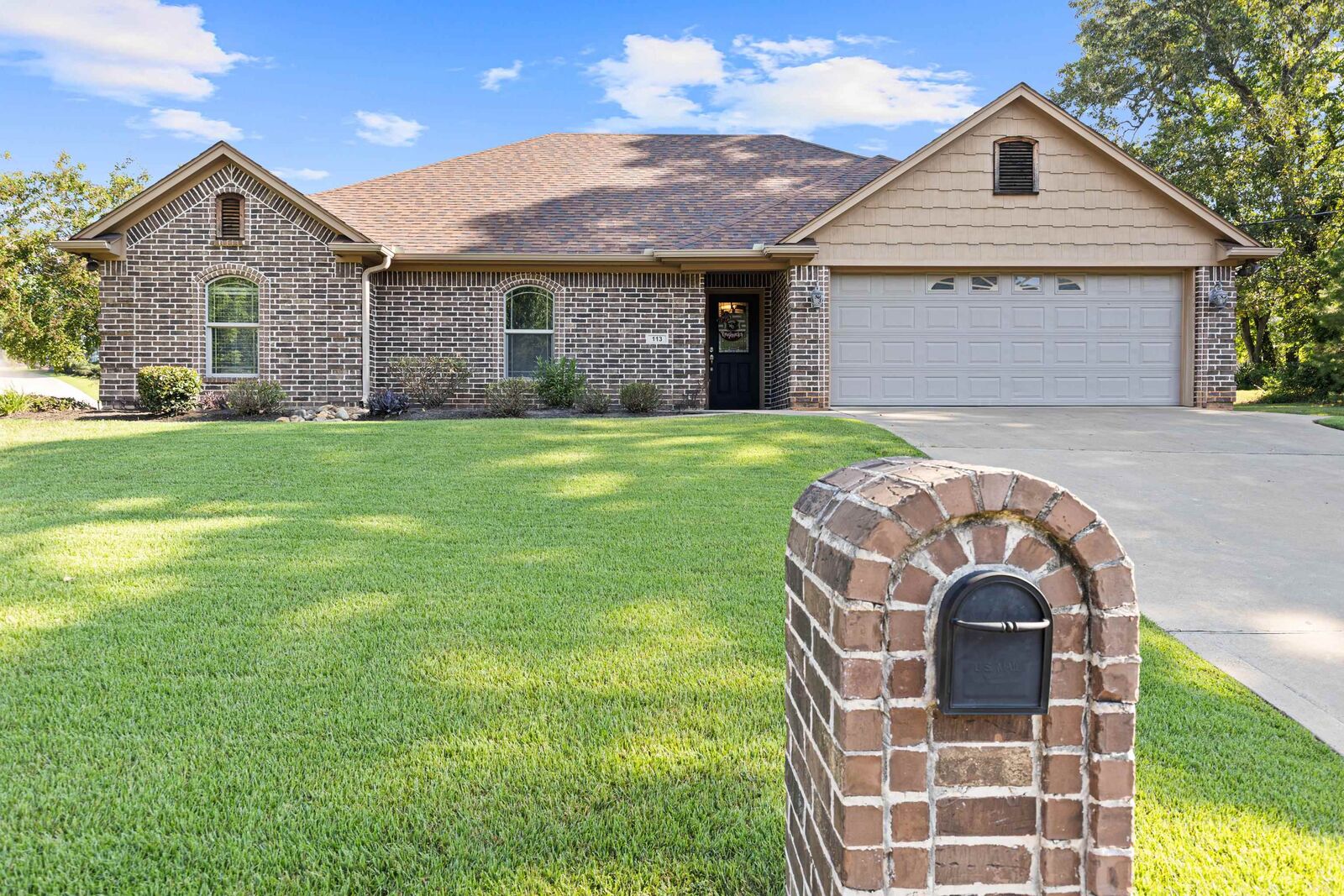 Property Photo:  113 Little John  TX 75693 