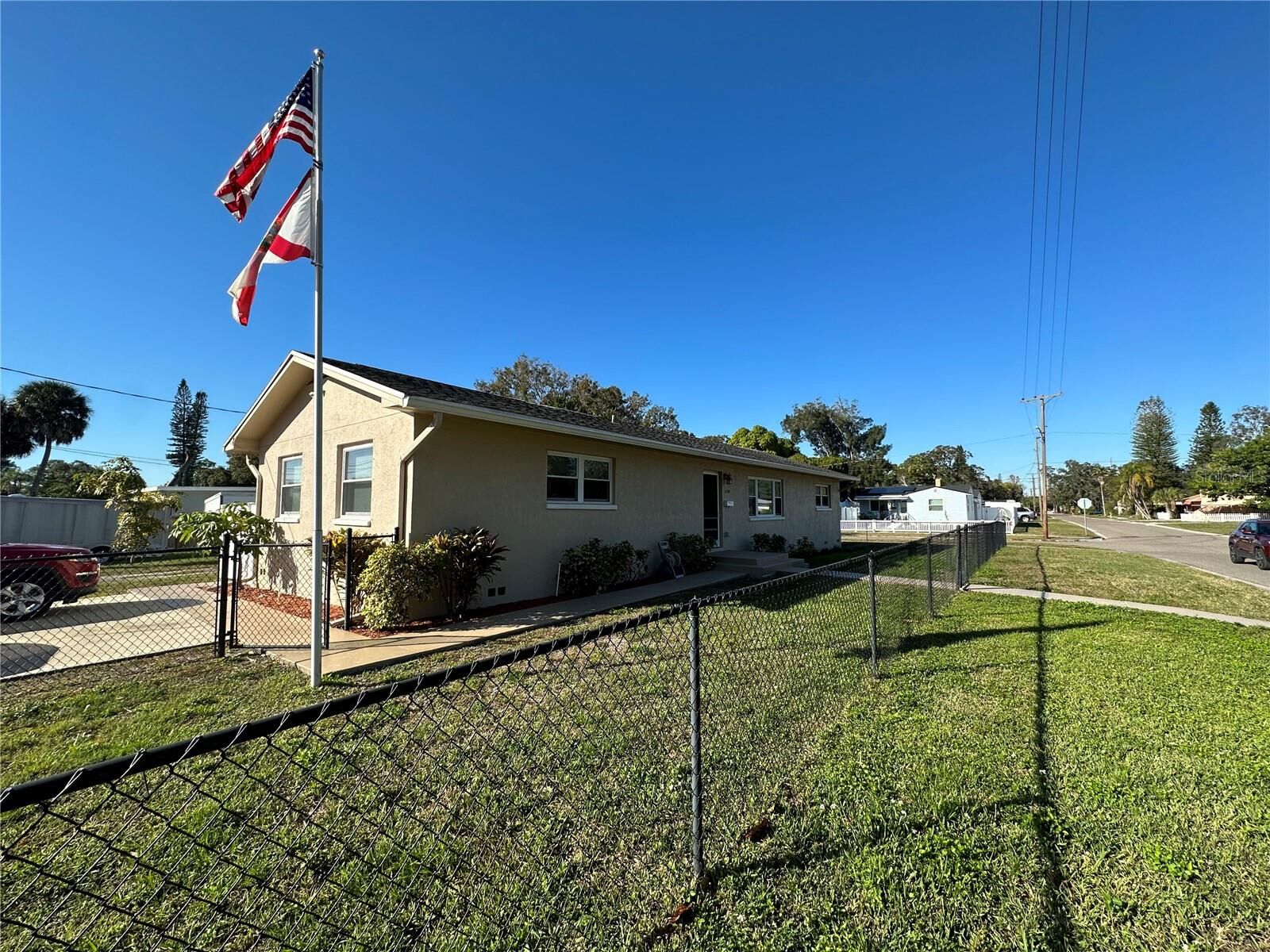 Property Photo: 4200 4th Avenue S FL 33711