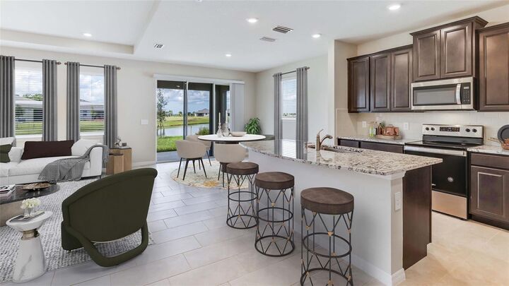 Property Photo: 12032 Kingsley Trail FL 34219