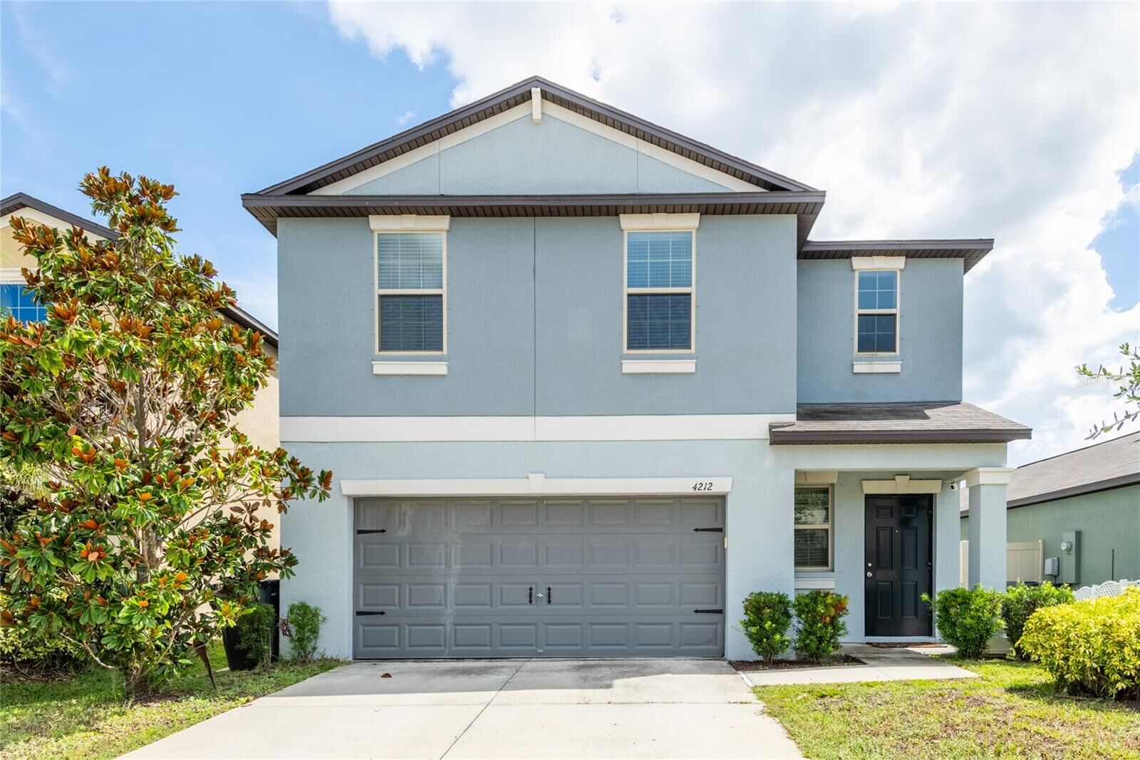 Property Photo: 4212 Unbridled Song Drive FL 33573