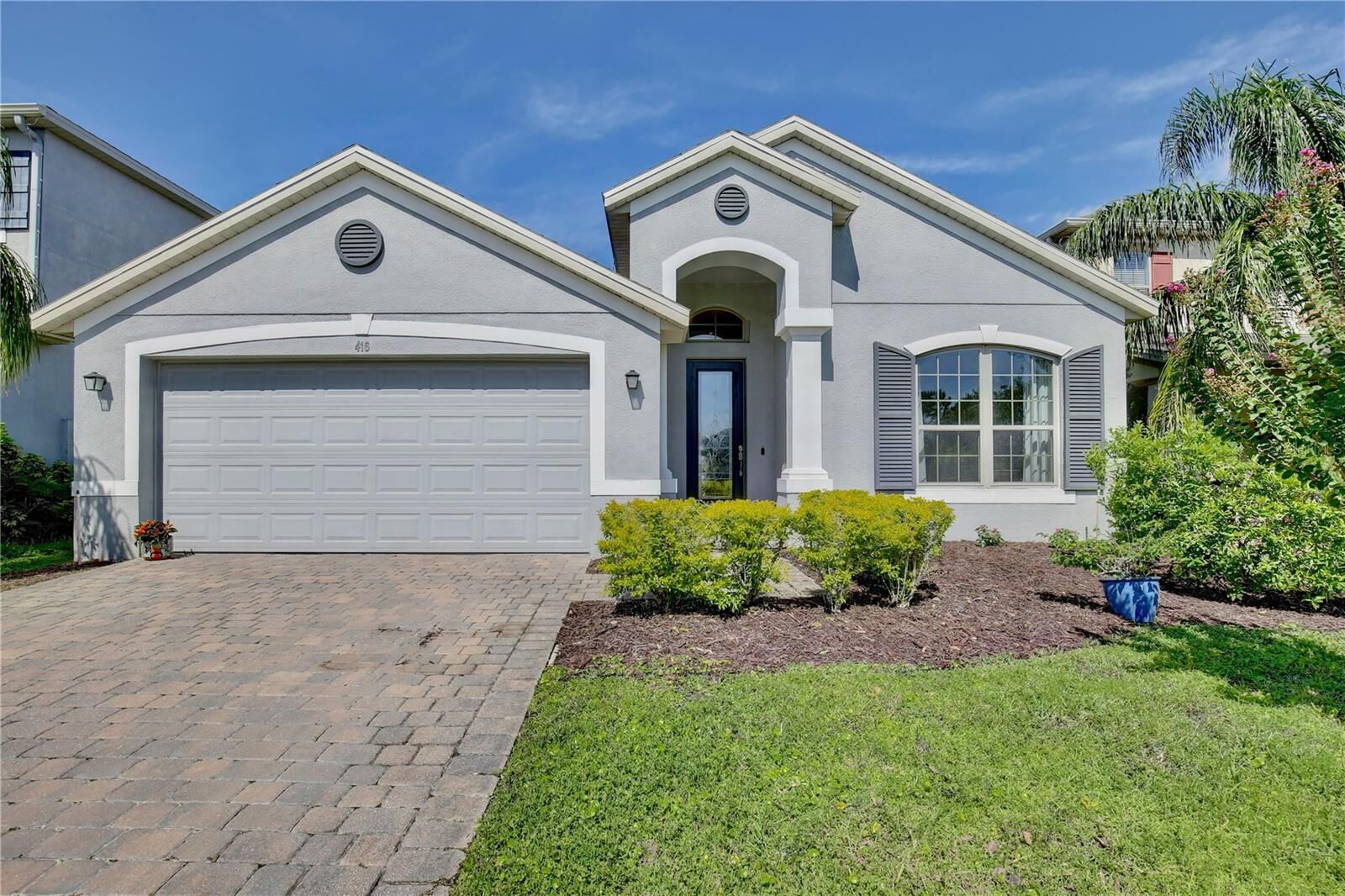 Property Photo: 416 Treasure Lane FL 32771