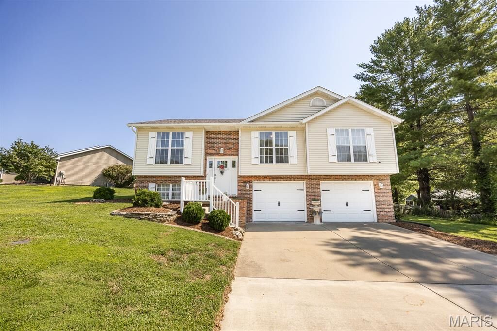 Property Photo: 78 Englewood Drive IL 62034