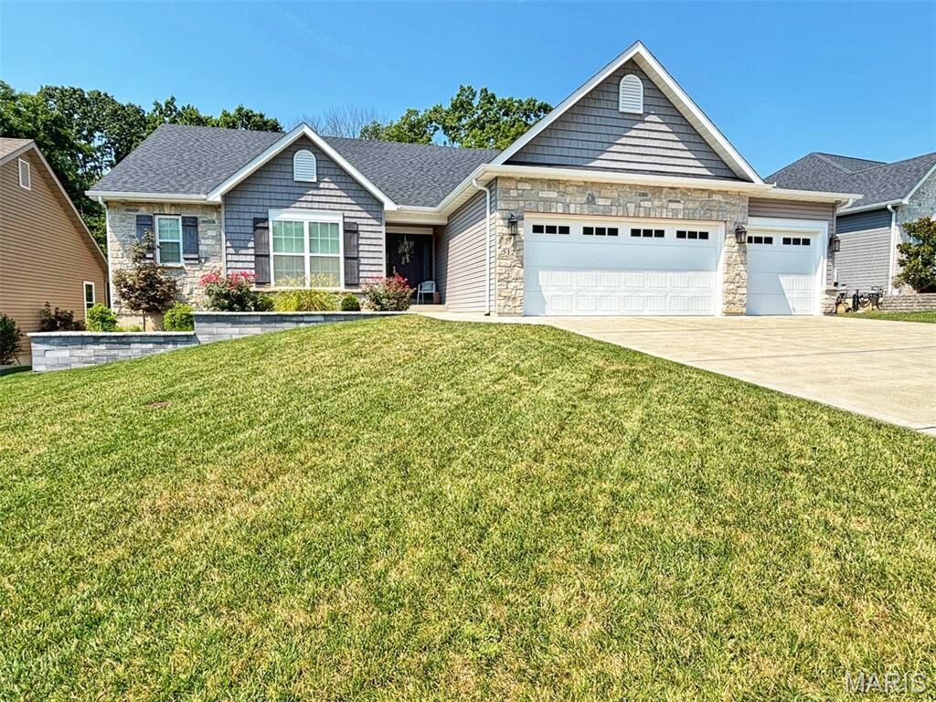 Property Photo: 5127 Greensfelder Valley Court MO 63025