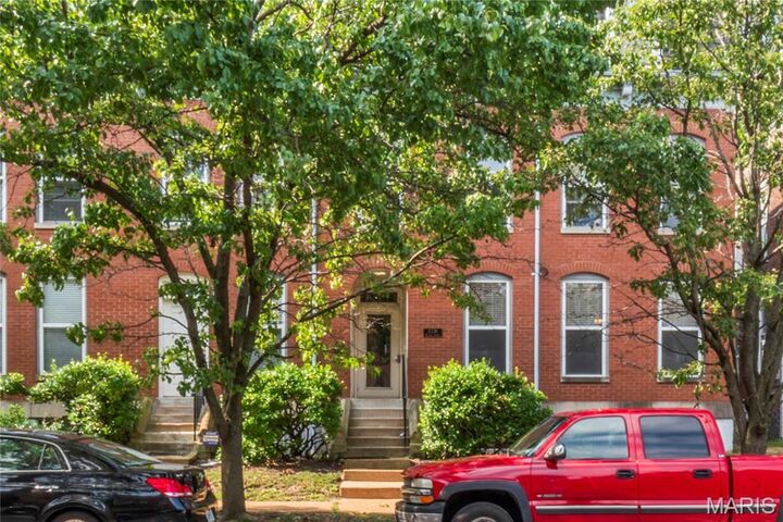Property Photo: 2336 Rutger B MO 63104