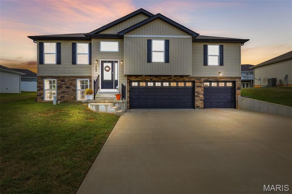Property Photo:  1543 Kiesha Lane  MO 63640 