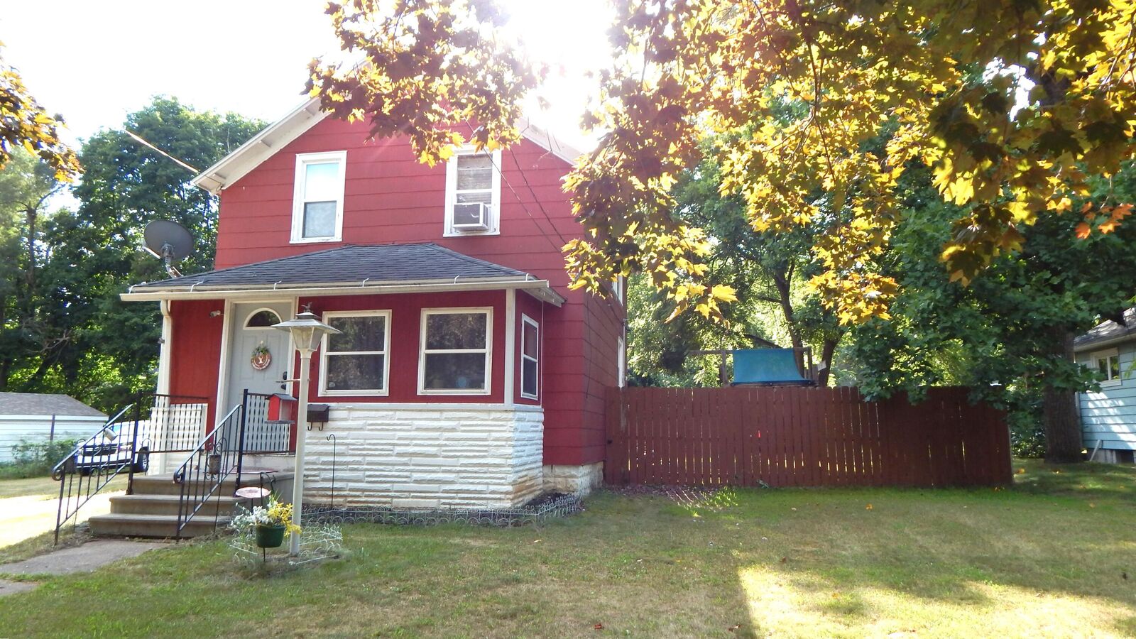 Property Photo: 813 Prospect Street MI 49224
