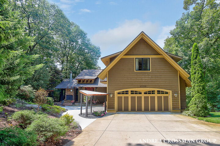 Property Photo:  17110 Pimento Hill  MI 49460 