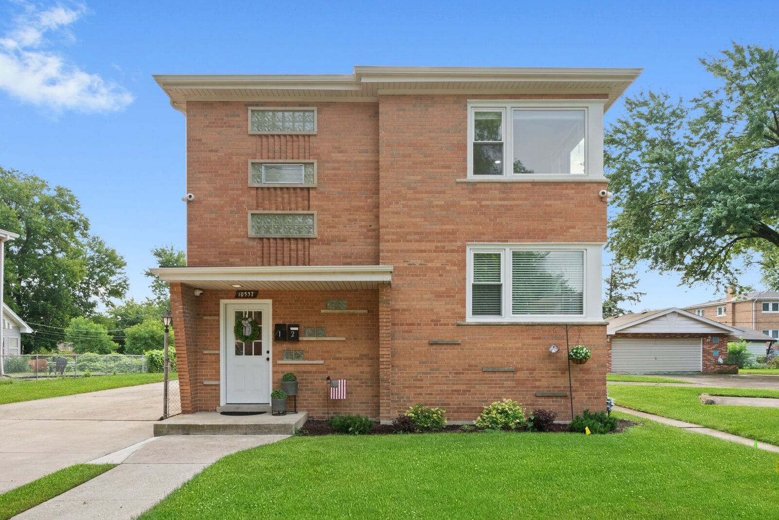 Property Photo: 10537 Austin Avenue 2 IL 60415