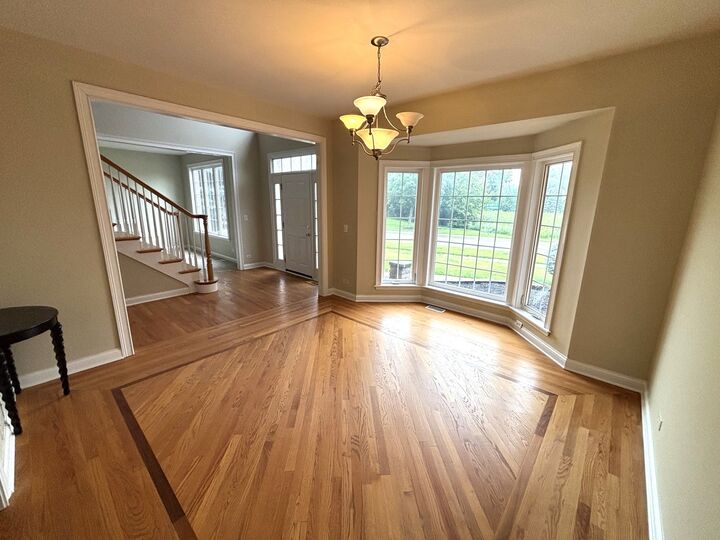 Property Photo:  375 W Devon Avenue  IL 60172 