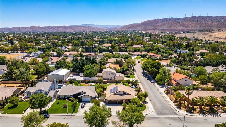 Property Photo:  5742 W Avenue M6  CA 93536 