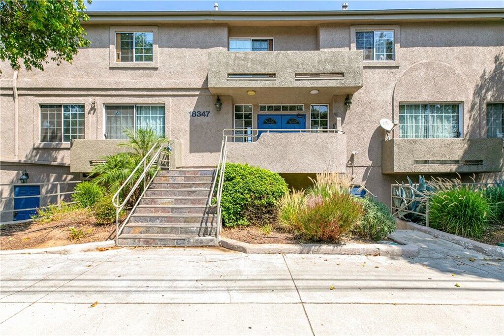 Property Photo:  18347 Saticoy Street 17  CA 91335 