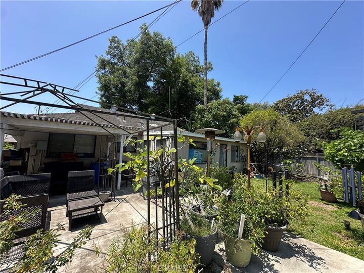 Property Photo:  329 Orange Street  CA 91776 