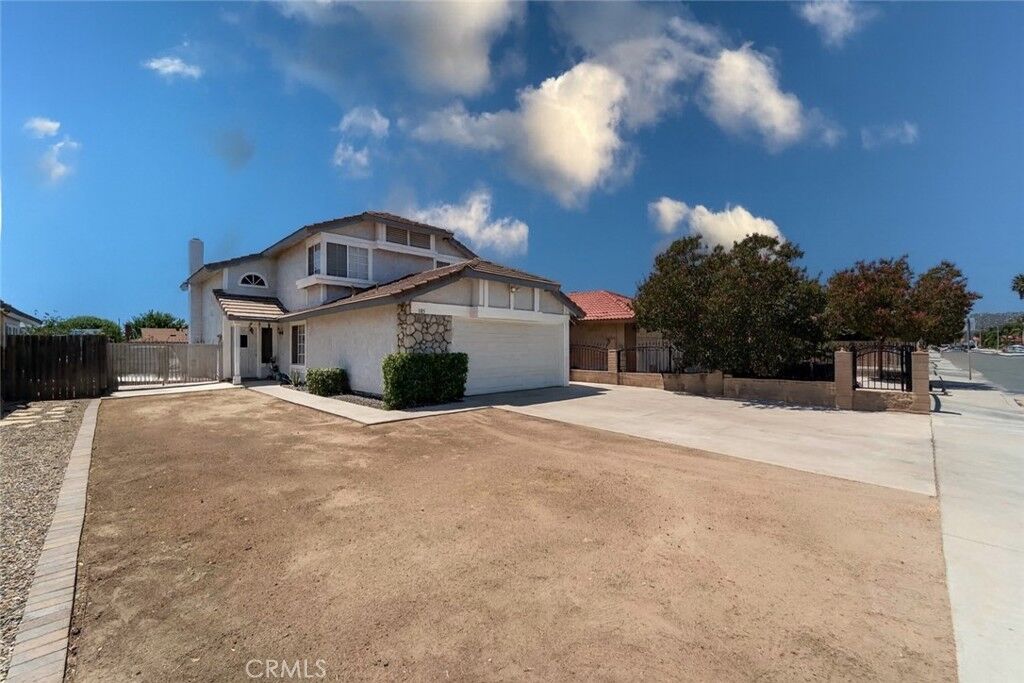 Property Photo:  185 Peppertree Drive  CA 92571 
