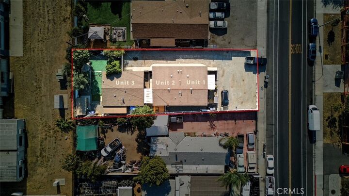 Property Photo:  8876 Cypress Avenue  CA 92503 