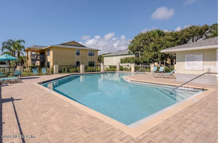 Property Photo: 7 Brigantine Court FL 32080