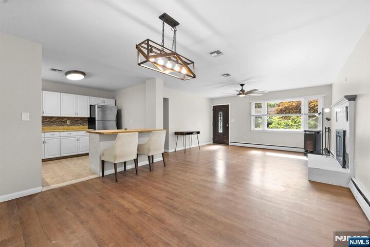 Property Photo: 7 Pawnee Trail NJ 07438