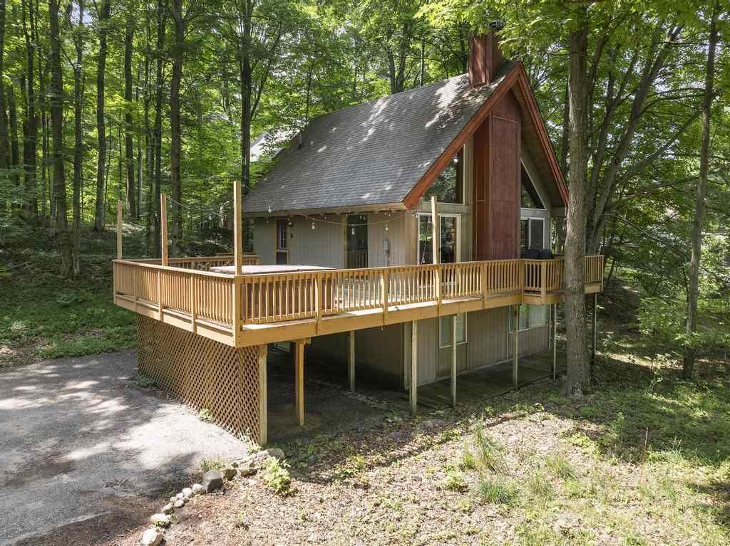 Property Photo: 5343 Golfview MI 49615