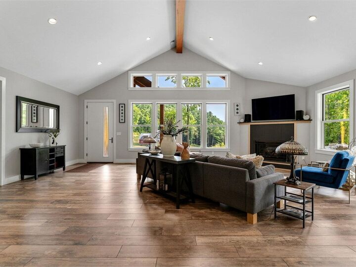 Property Photo:  64 Henry Way  VT 05495 