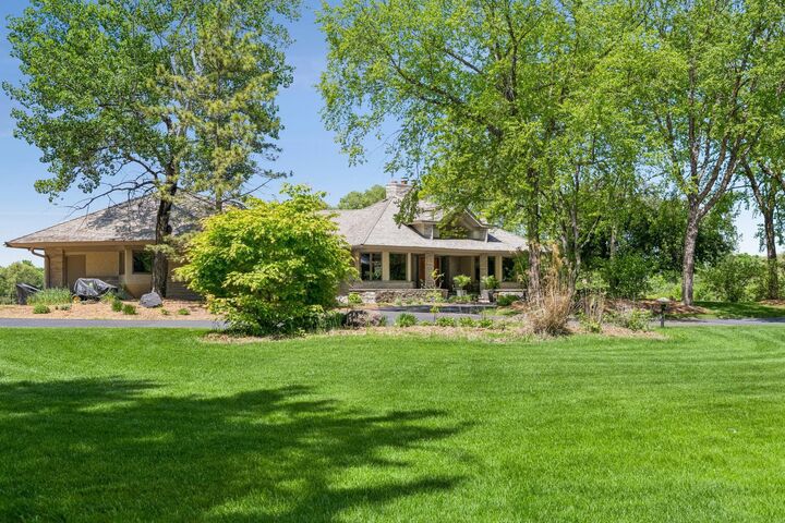 Property Photo:  525 Navajo Road W  MN 55340 