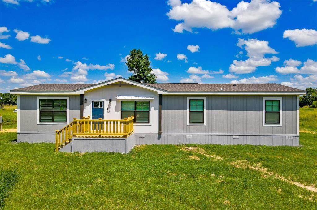 Property Photo:  232 Vz County Road 1220  TX 75140 