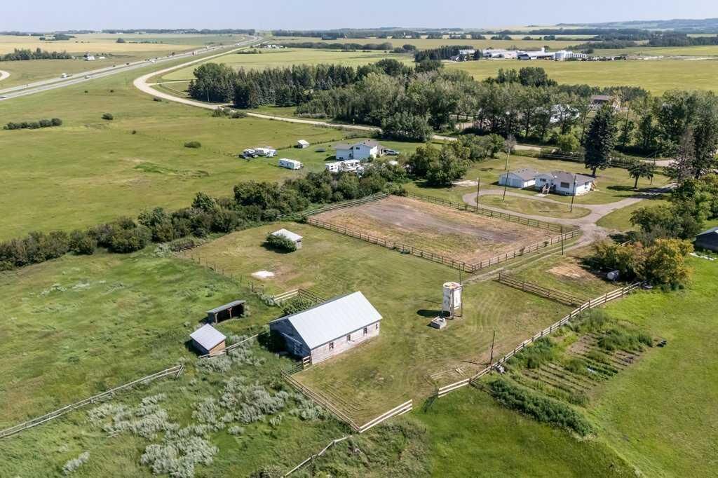 Property Photo:  36258 Range Road 275  AB T4S 2L9 