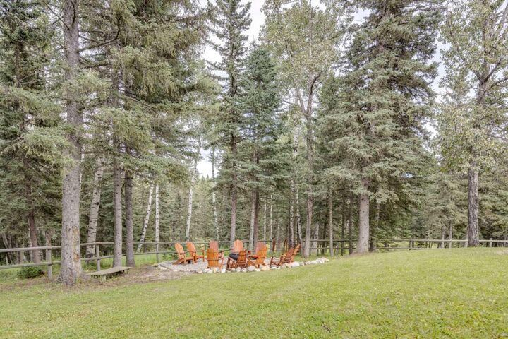 Photo de la propriété: 206056 Highway 762 AB T0L 0K0
